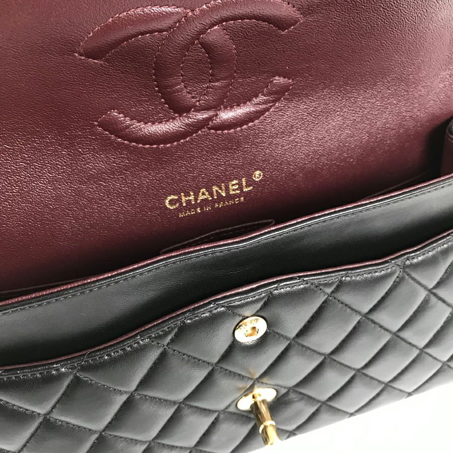 シャネル ショルダーバッグ