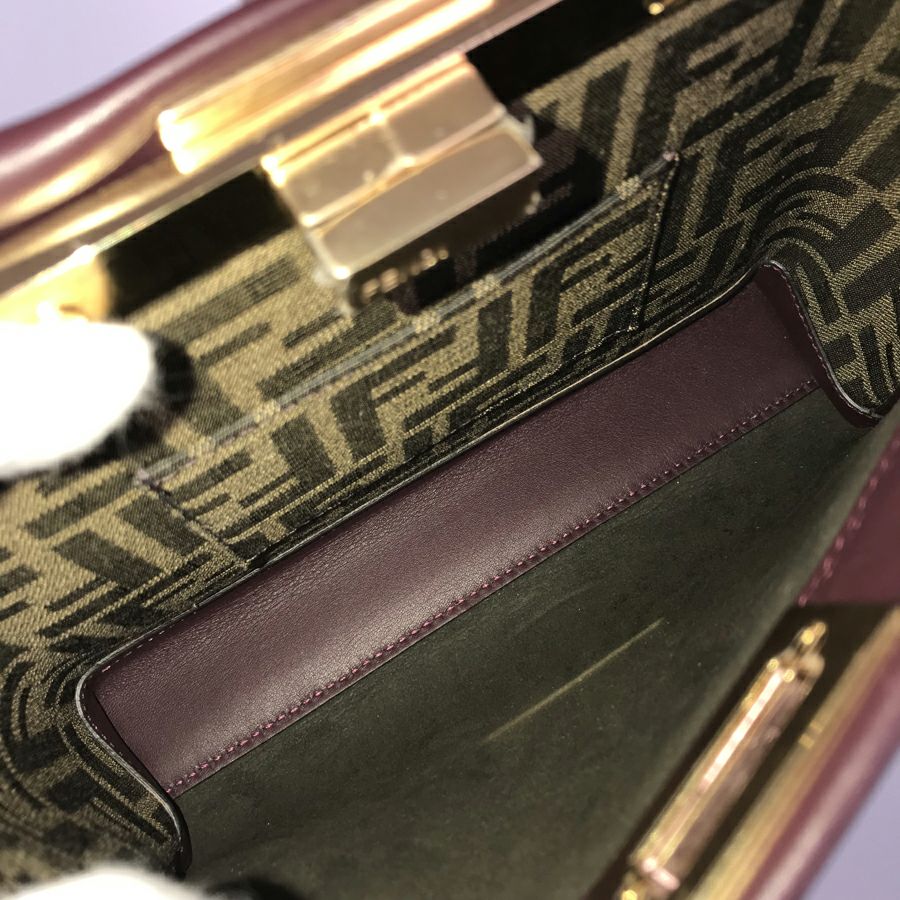 フェンディ ハンドバッグ