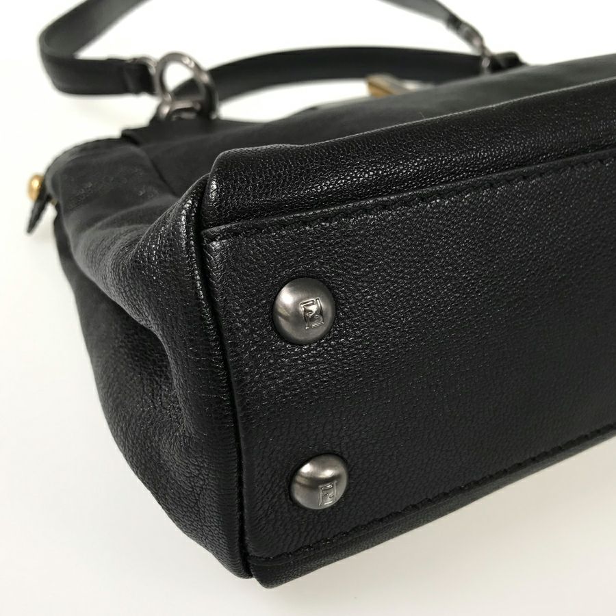 フェンディ ハンドバッグ