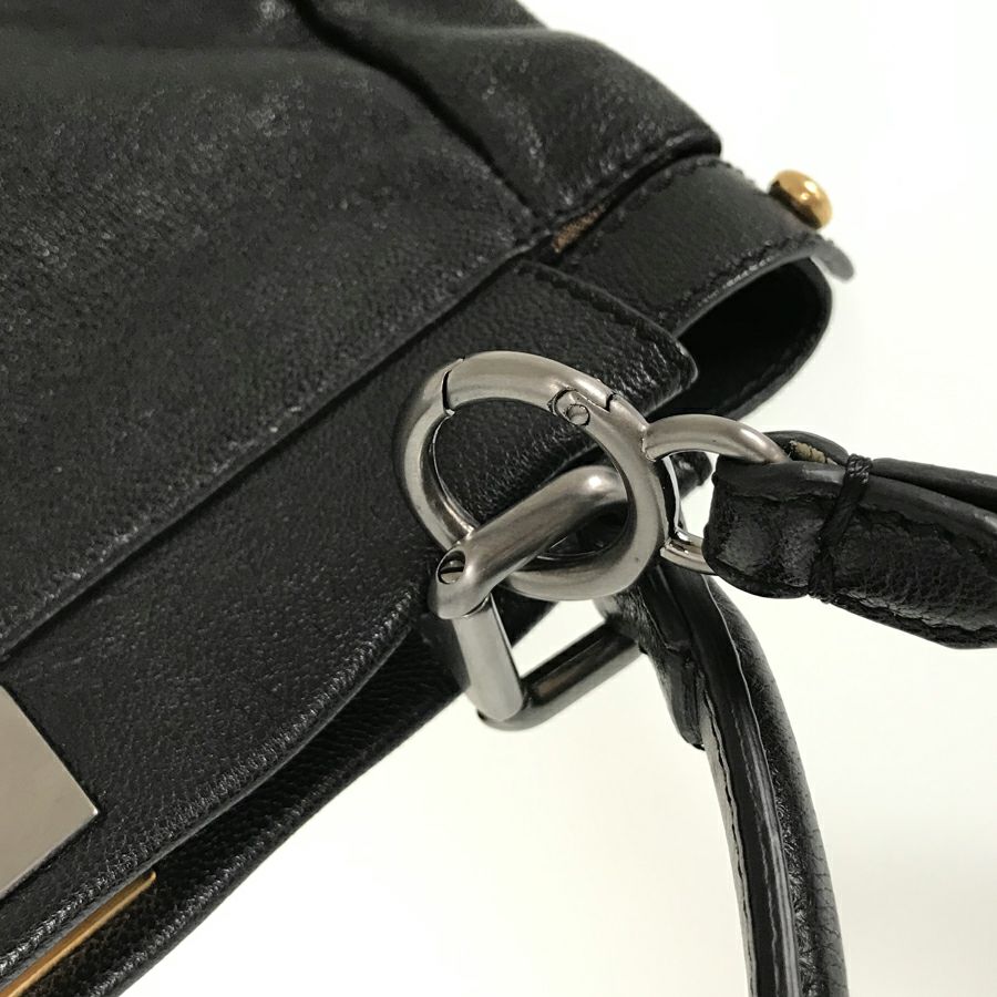 フェンディ ハンドバッグ