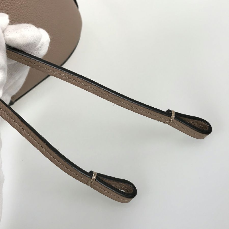 トッズ ハンドバッグ