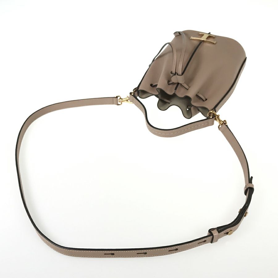 トッズ ハンドバッグ