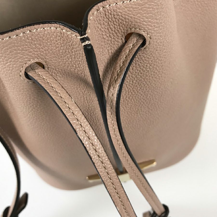 トッズ ハンドバッグ