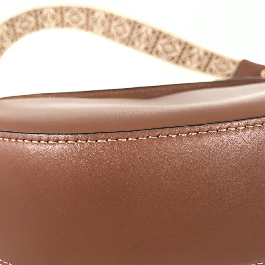 ロエベ ショルダーバッグ