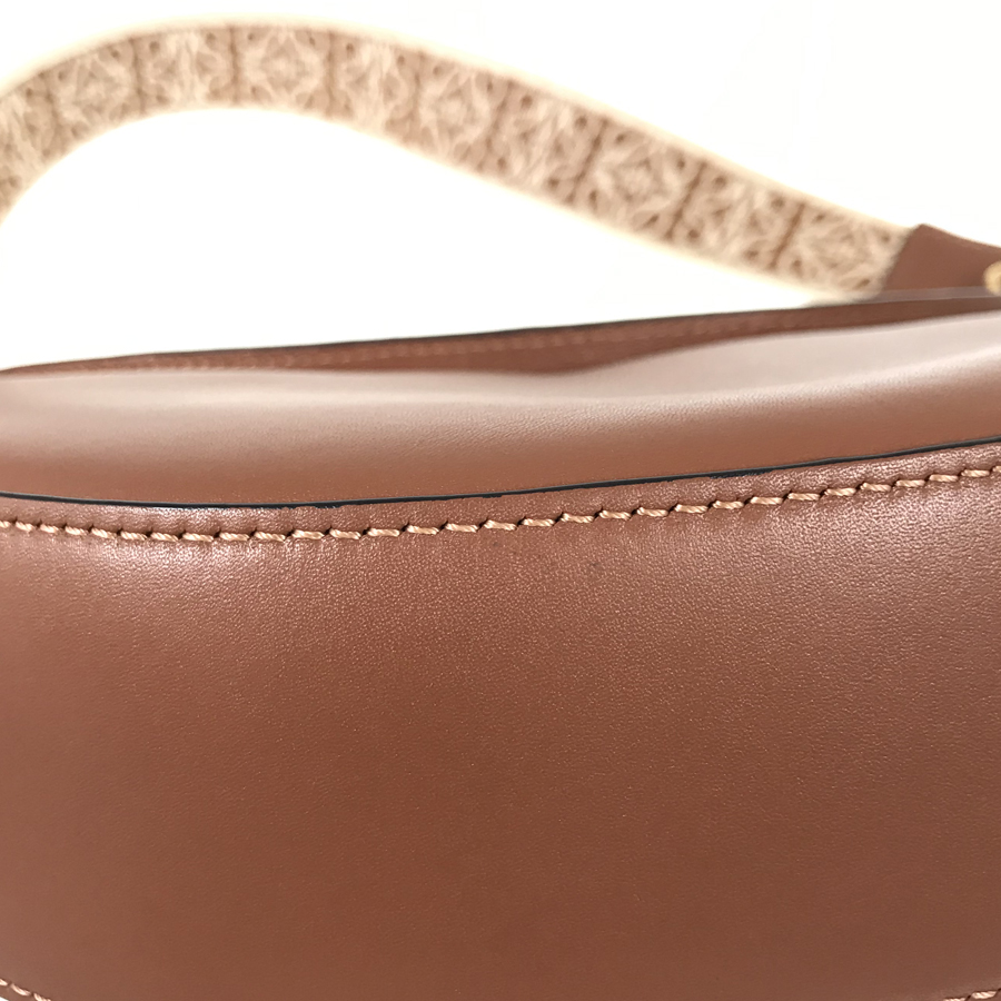 ロエベ ショルダーバッグ