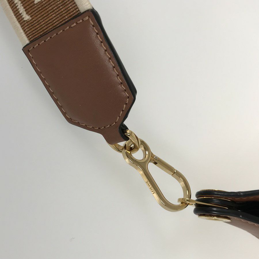 ロエベ ショルダーバッグ