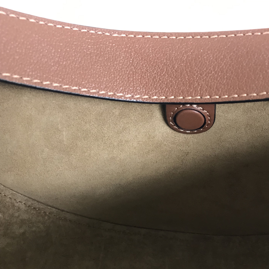 ロエベ ショルダーバッグ