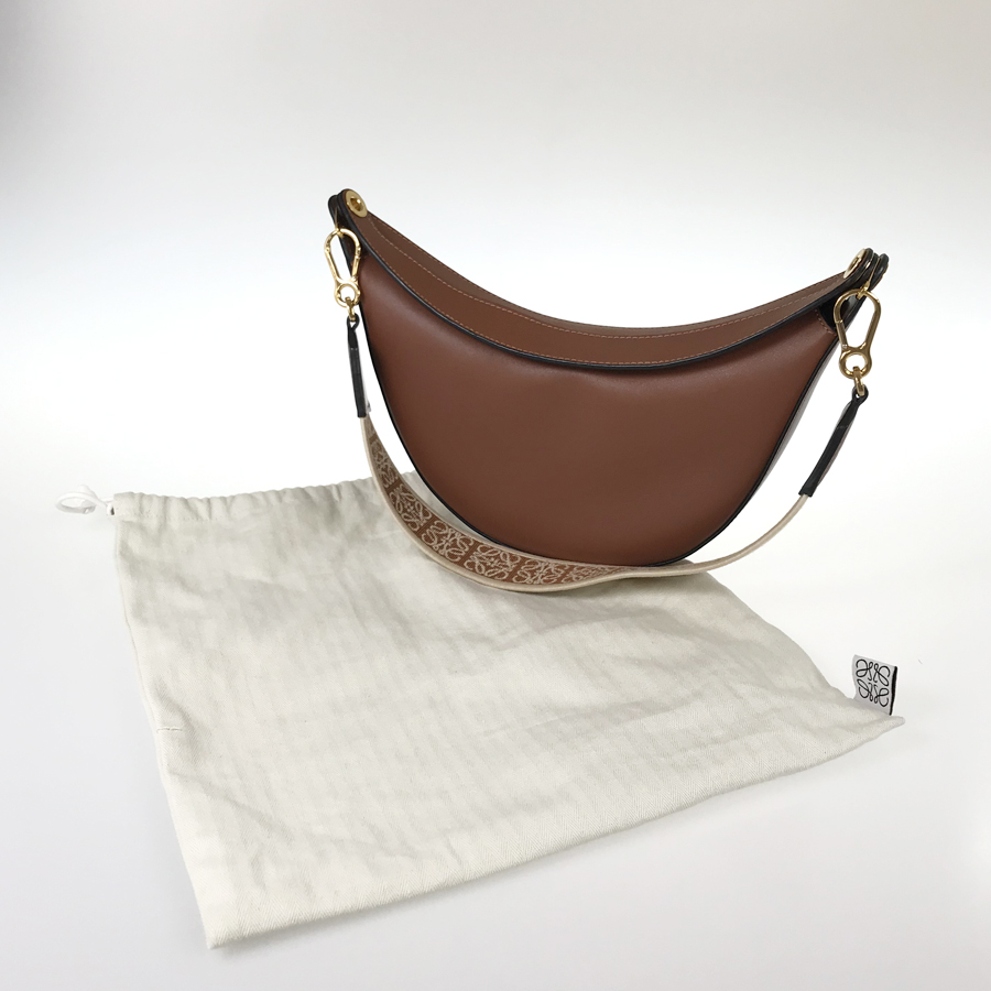 ロエベ ショルダーバッグ