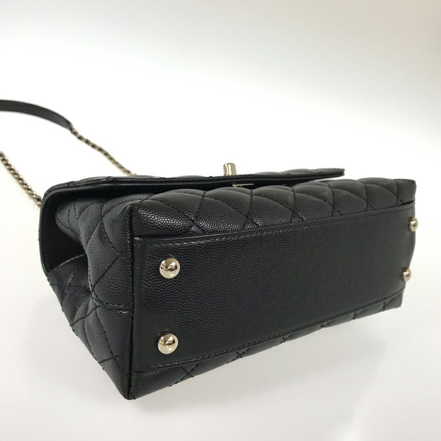 シャネル ハンドバッグ