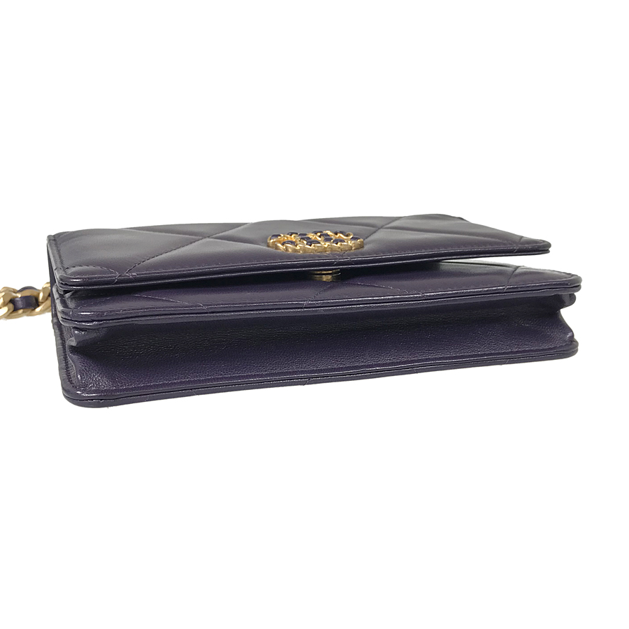 シャネル ショルダーバッグ