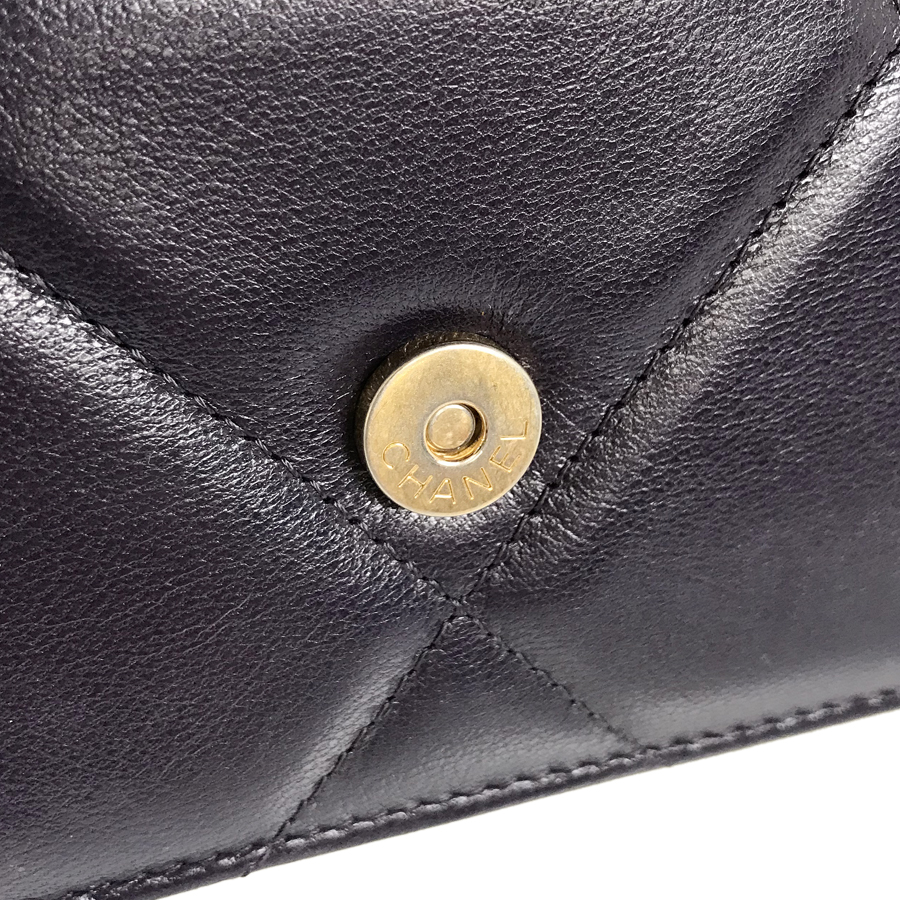 シャネル ショルダーバッグ