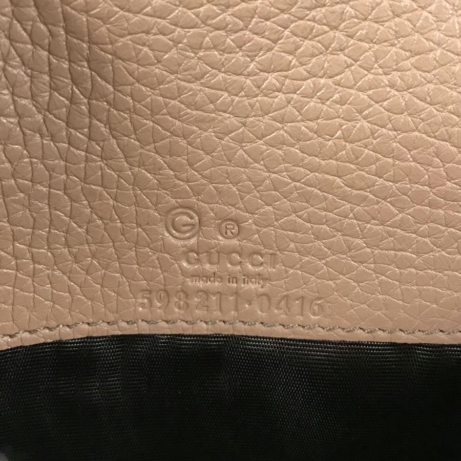 グッチ ウォレットバッグ