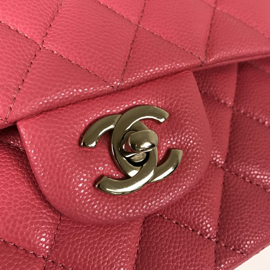 シャネル ショルダーバッグ