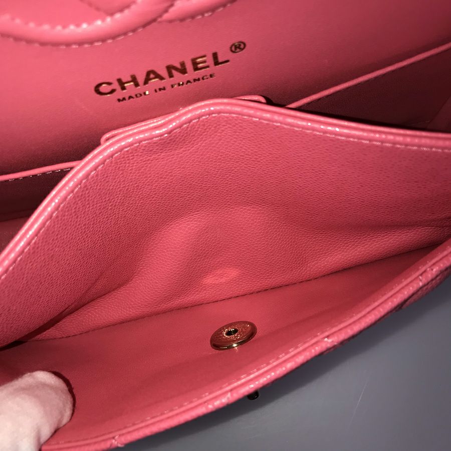 シャネル ショルダーバッグ