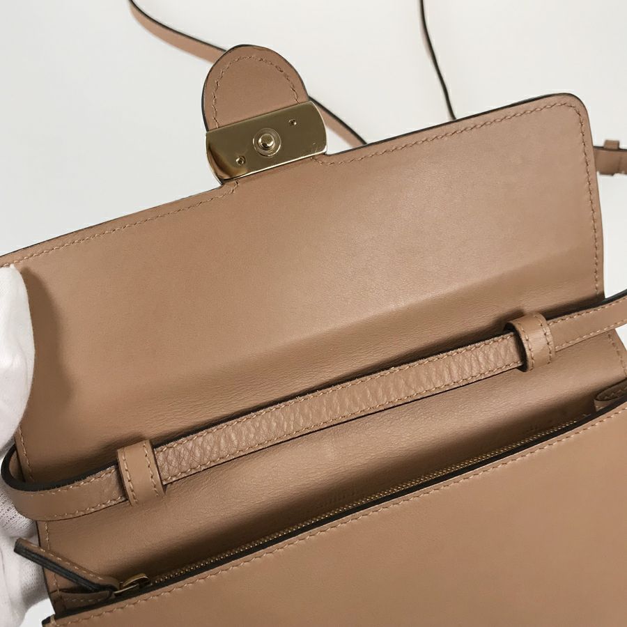 グッチ ウォレットバッグ