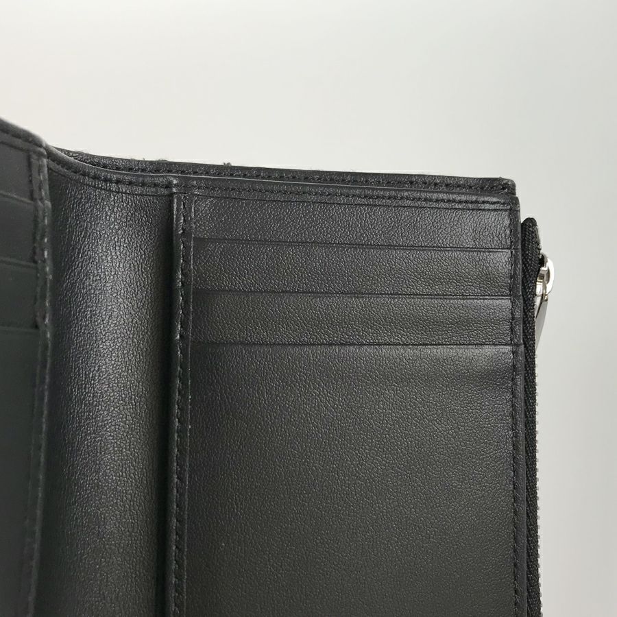 ディオール 二つ折り財布