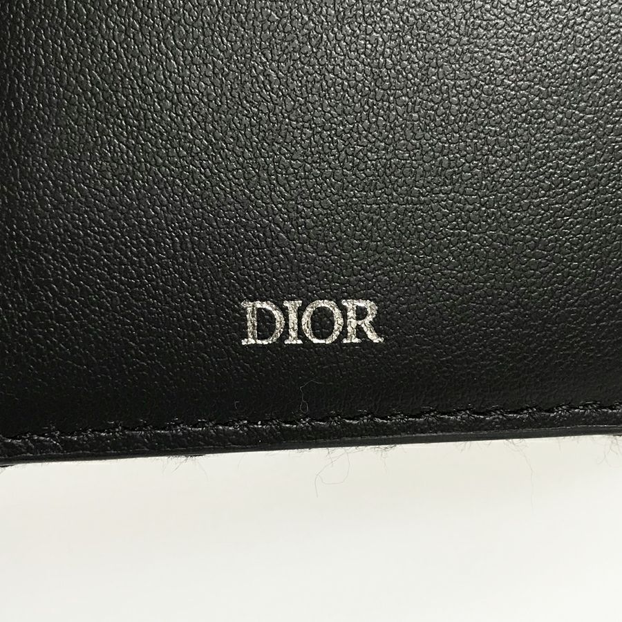 ディオール 二つ折り財布