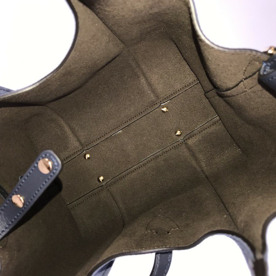 トッズ ハンドバッグ