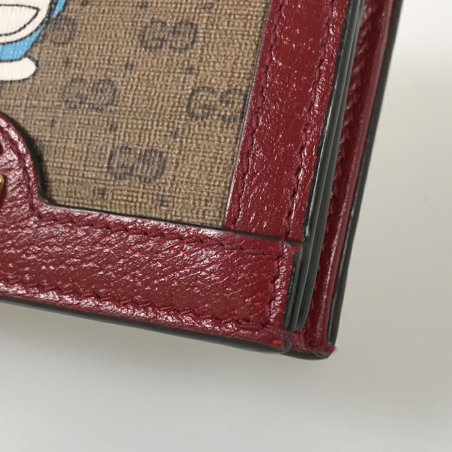 グッチ 二つ折り財布