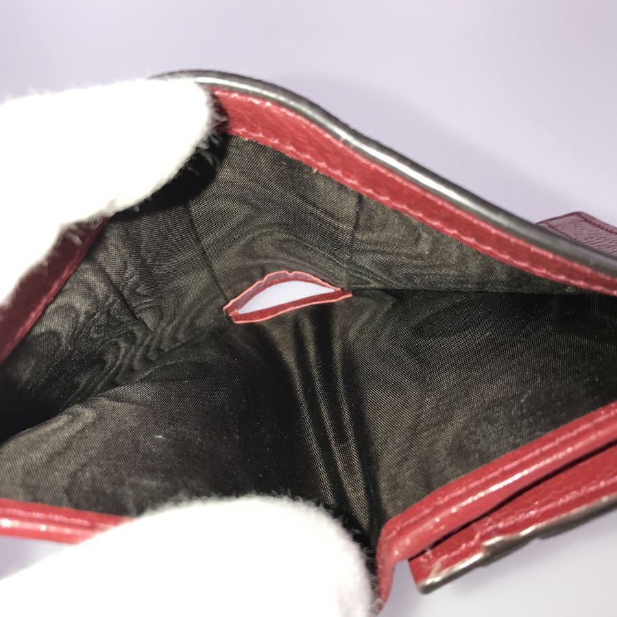 グッチ 二つ折り財布