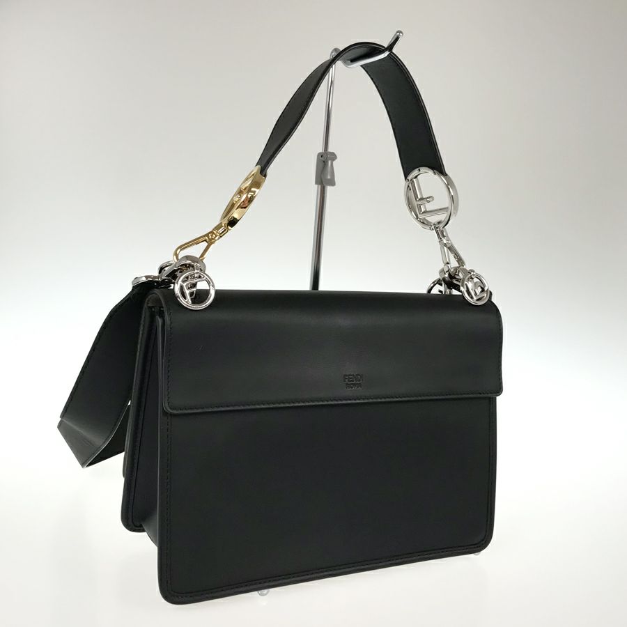 フェンディ ハンドバッグ