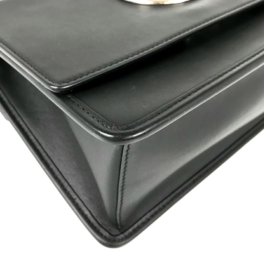 フェンディ ハンドバッグ