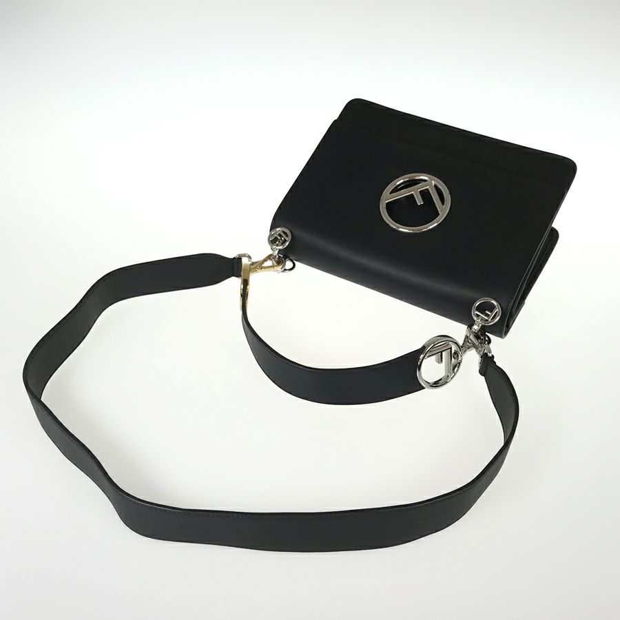 フェンディ ハンドバッグ