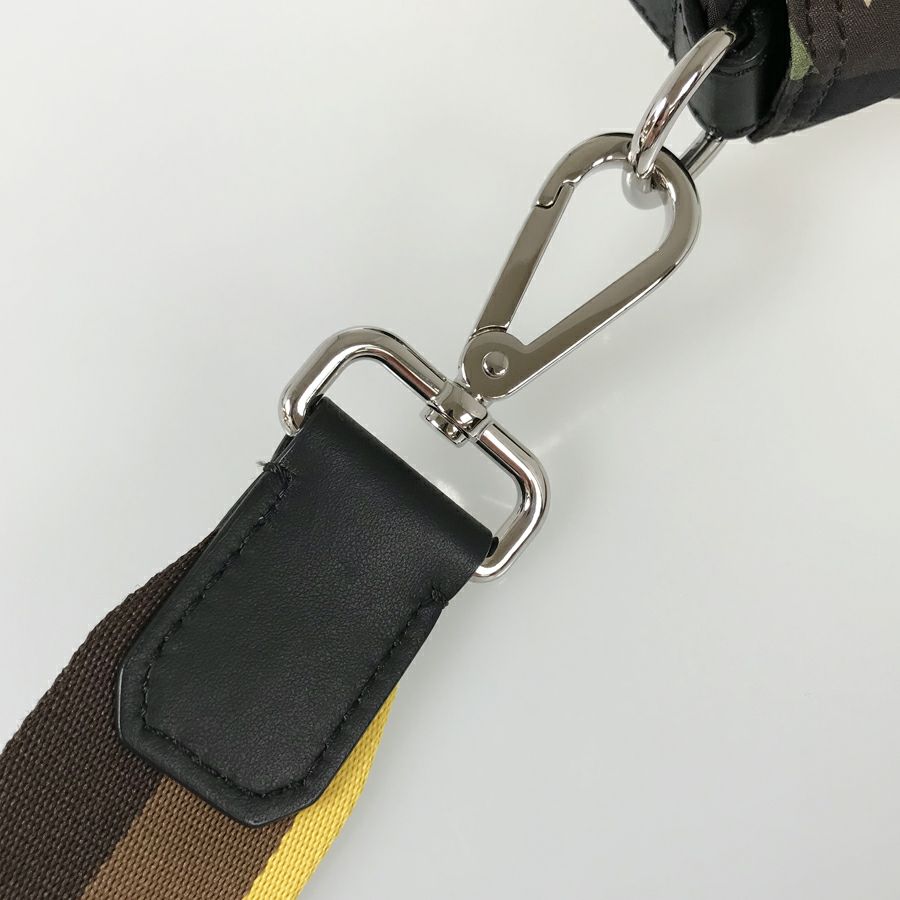 フェンディ ショルダーバッグ