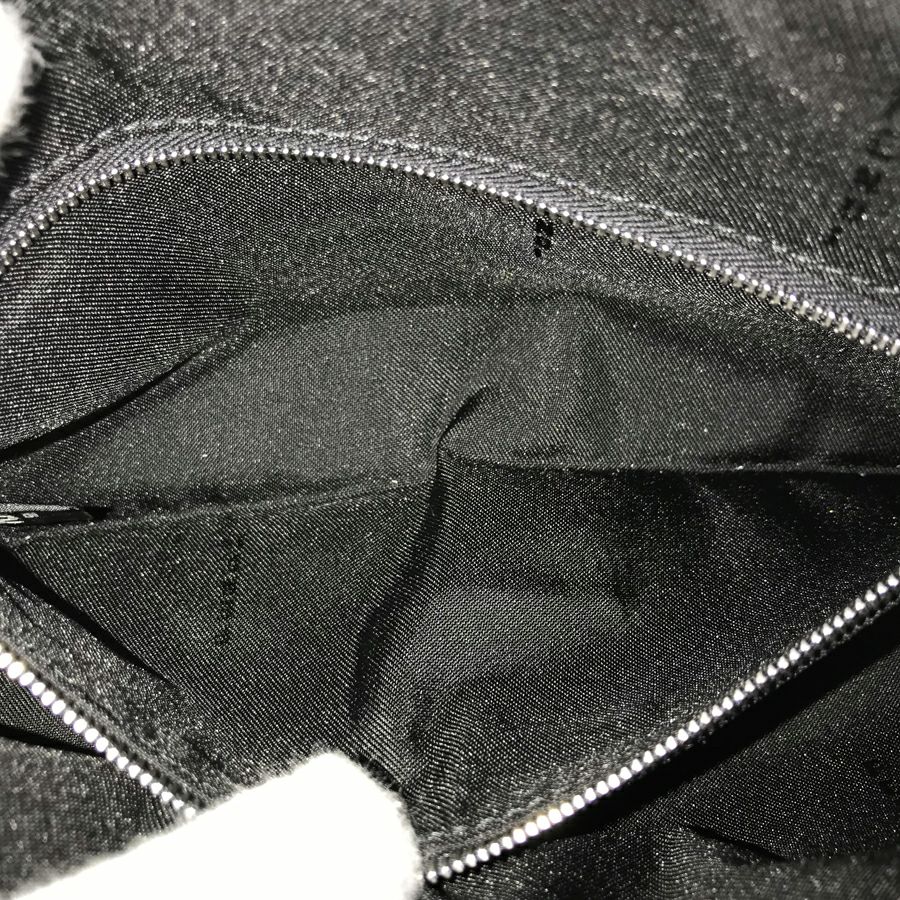 フェンディ ショルダーバッグ