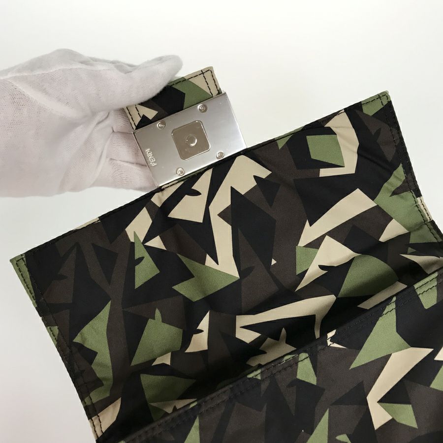 フェンディ ショルダーバッグ