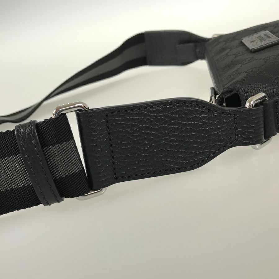 グッチ ショルダーバッグ