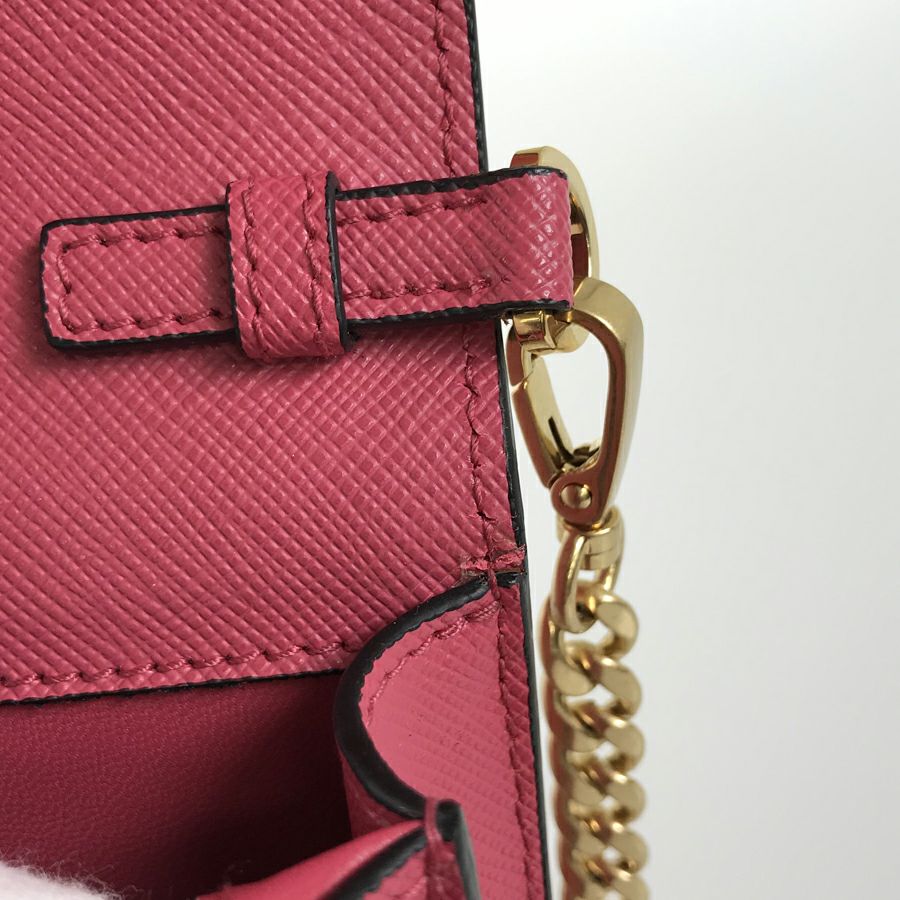 プラダ ショルダーバッグ