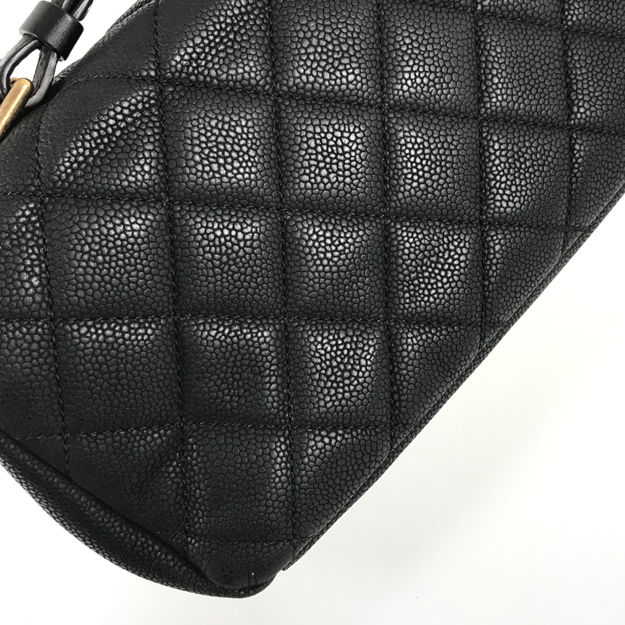 シャネル ショルダーバッグ