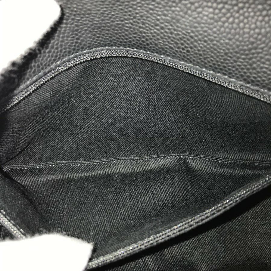 シャネル ショルダーバッグ