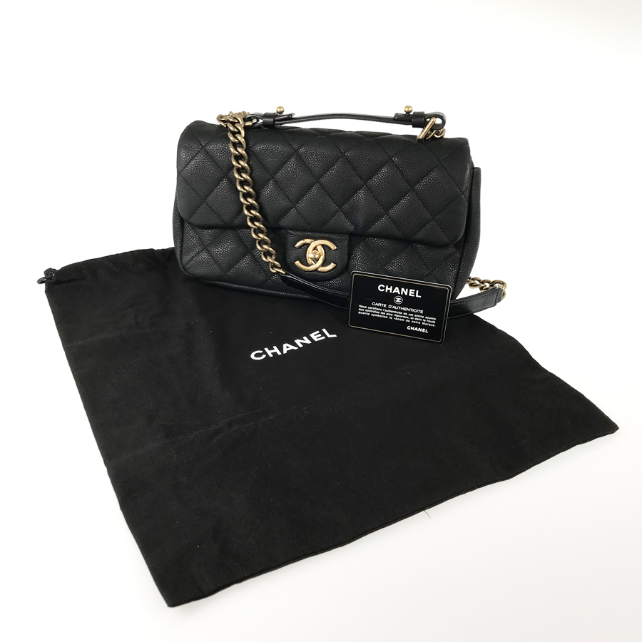 シャネル ショルダーバッグ