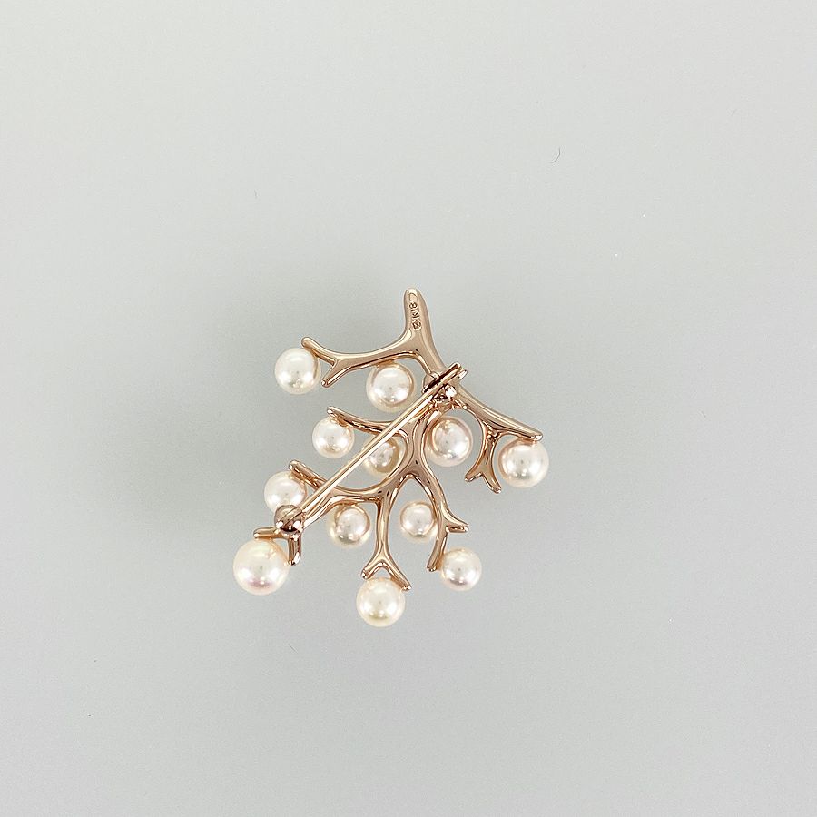 ミキモト ブローチ
