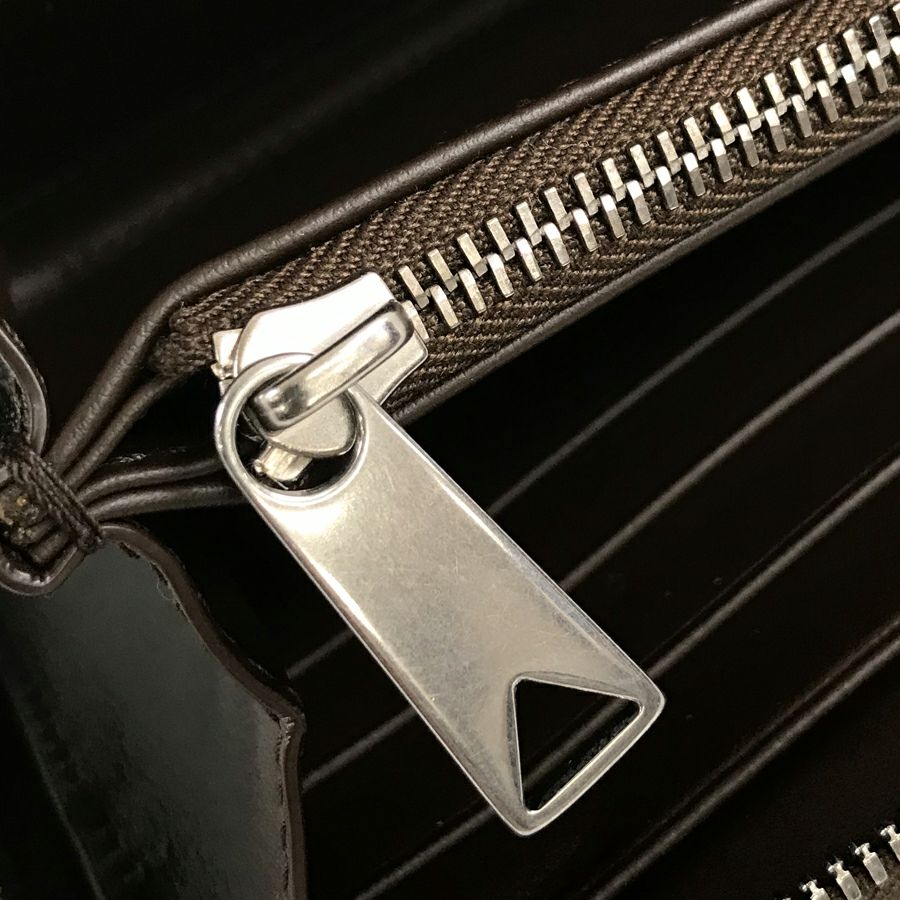 ボッテガヴェネタ 長財布 ラウンドファスナー