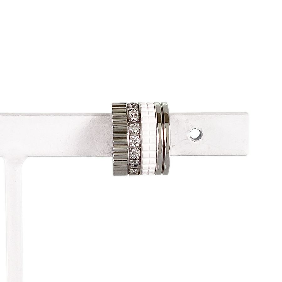 ブシュロン イヤリング