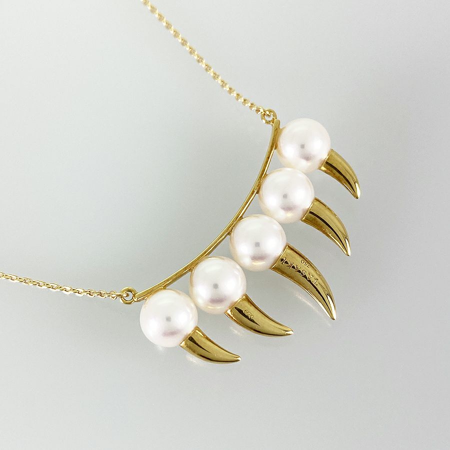 タサキ ネックレス