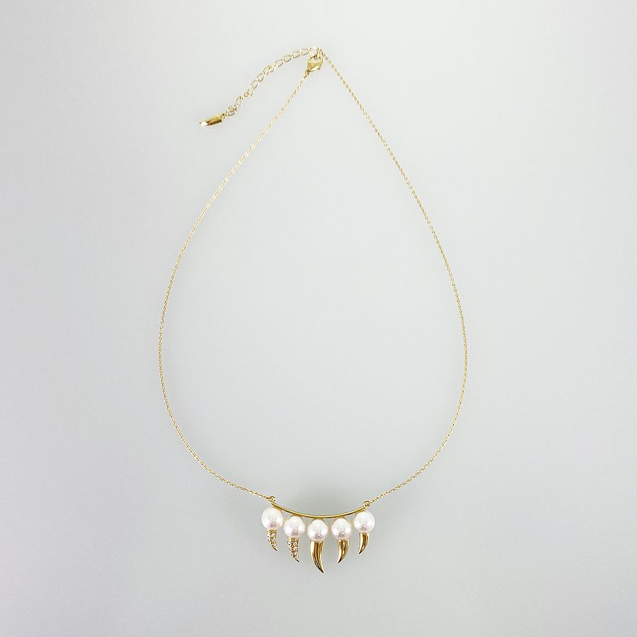 タサキ ネックレス