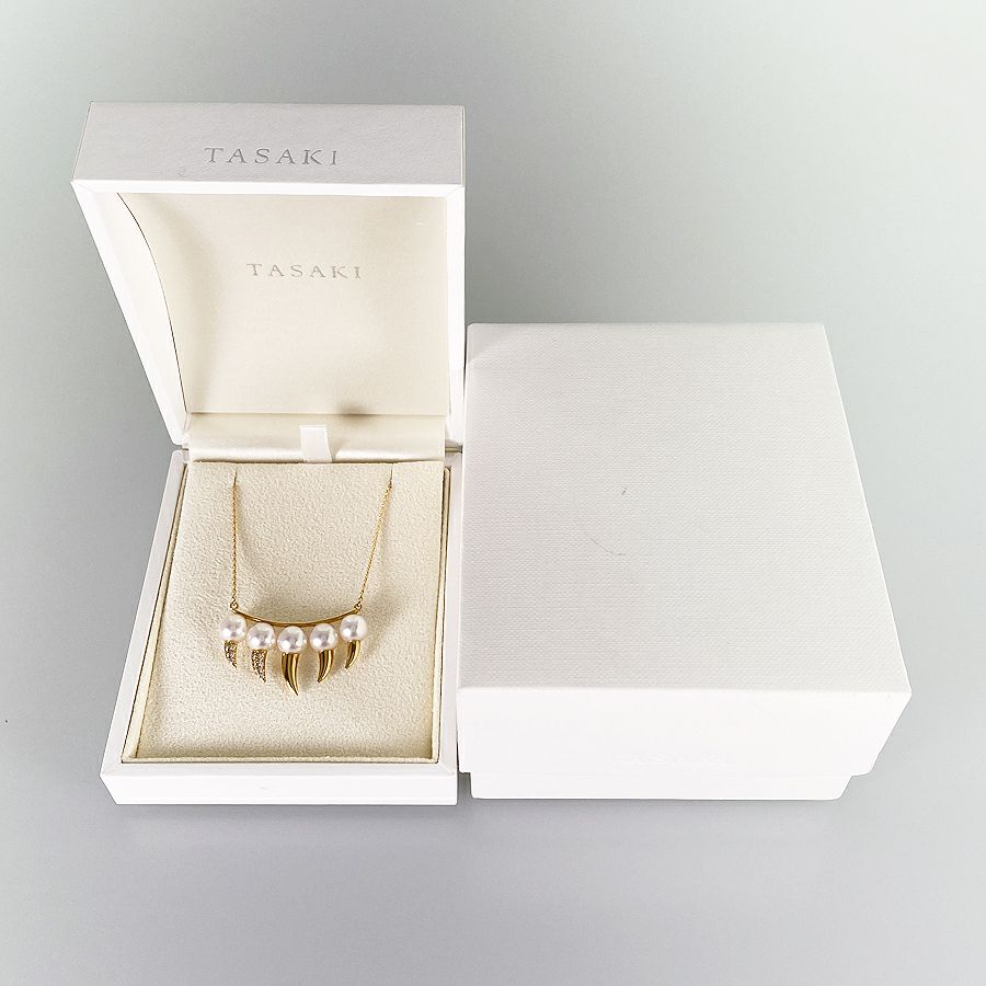 タサキ ネックレス