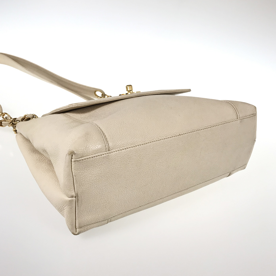 シャネル ショルダーバッグ