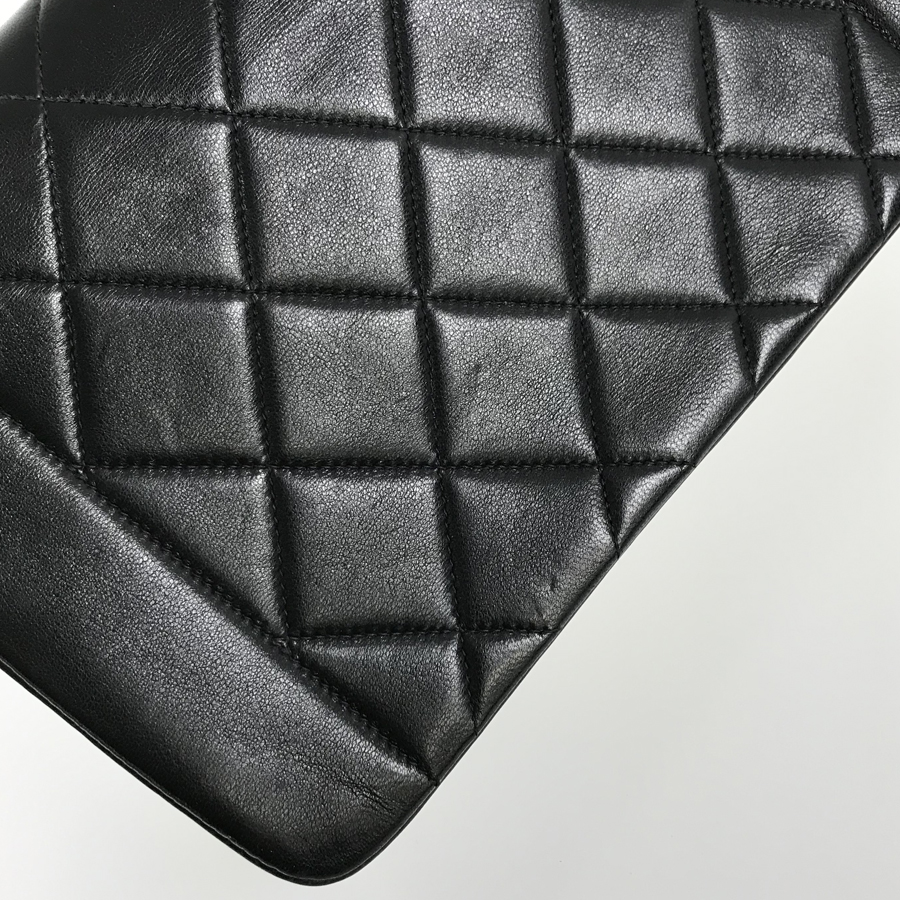 シャネル ショルダーバッグ