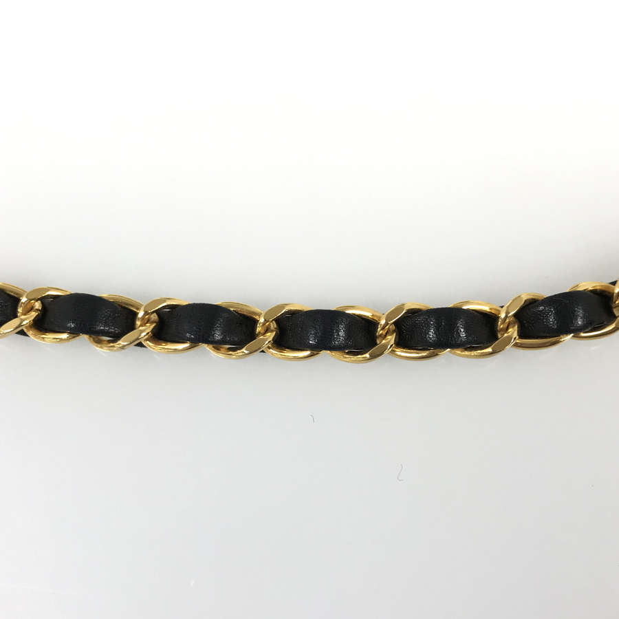 シャネル ショルダーバッグ