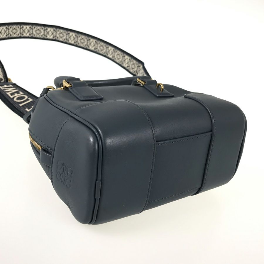 ロエベ ハンドバッグ