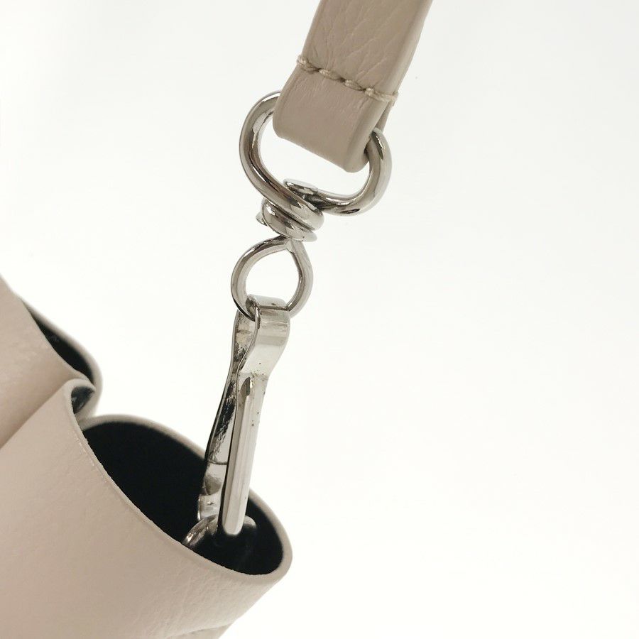 バレンシアガ トートバッグ