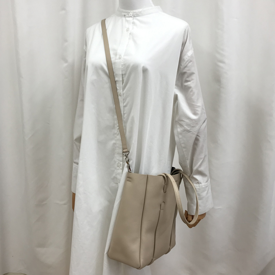 バレンシアガ トートバッグ