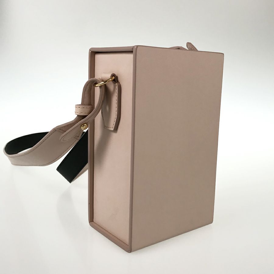 フェンディ ショルダーバッグ