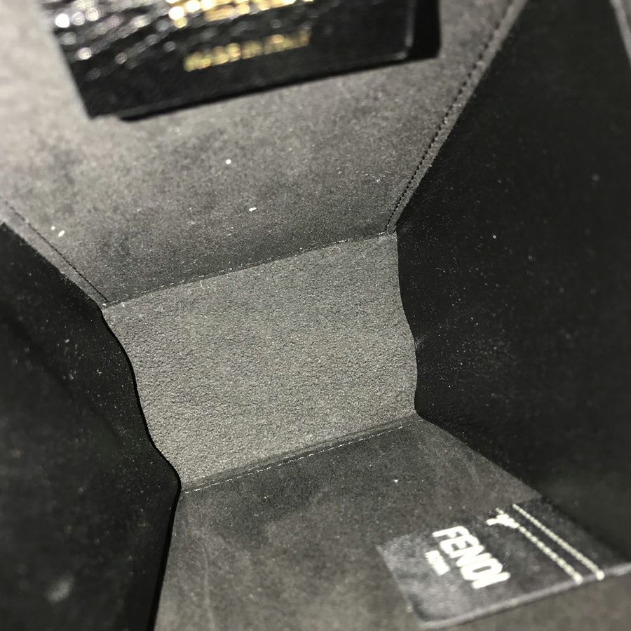 フェンディ ショルダーバッグ