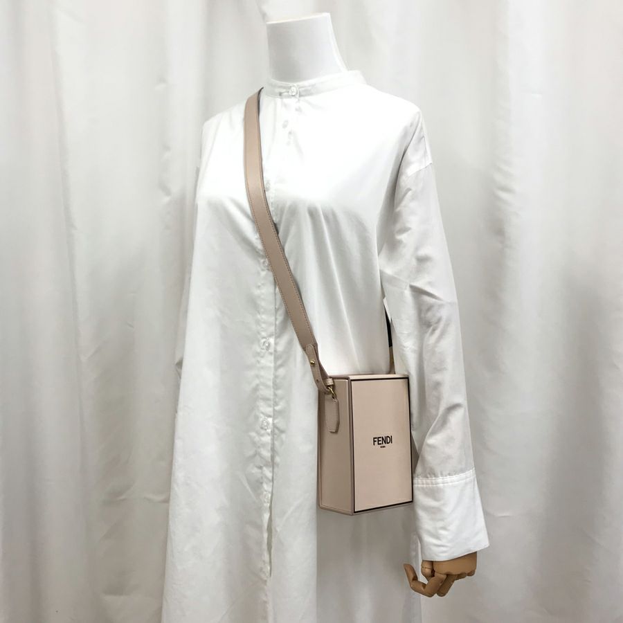 フェンディ ショルダーバッグ